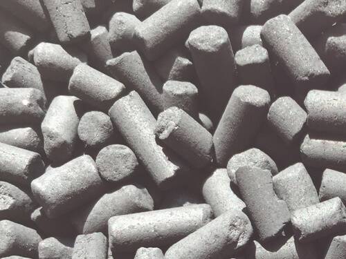 Activated carbon for solvent recovery